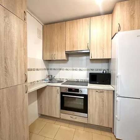 Ohmyhome - Park Mirowski