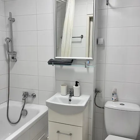 Ohmyhome - Park Mirowski