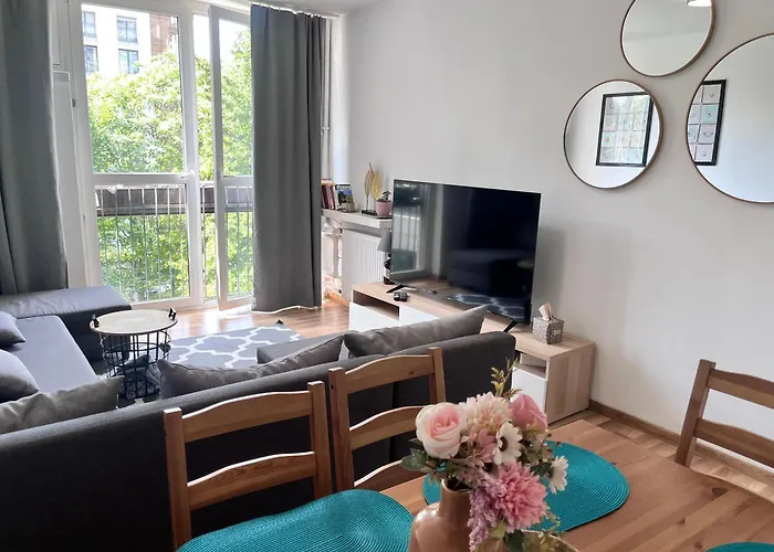 Ohmyhome - Park Mirowski وارسو