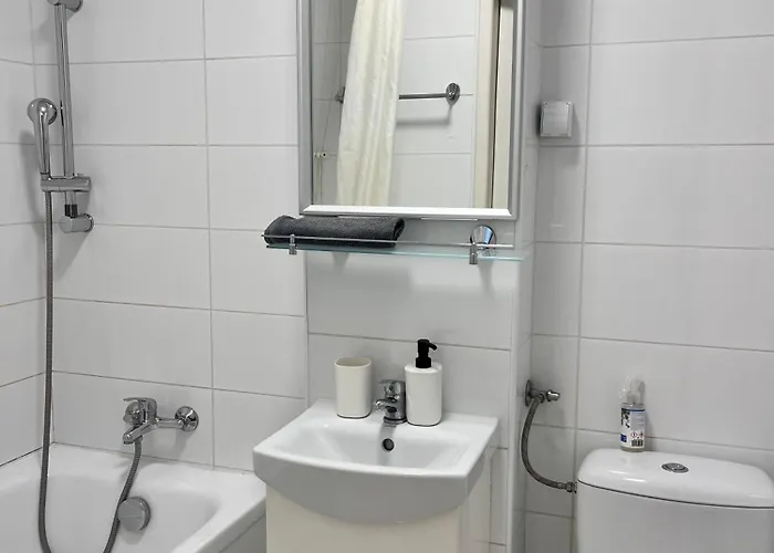 Ohmyhome - Park Mirowski